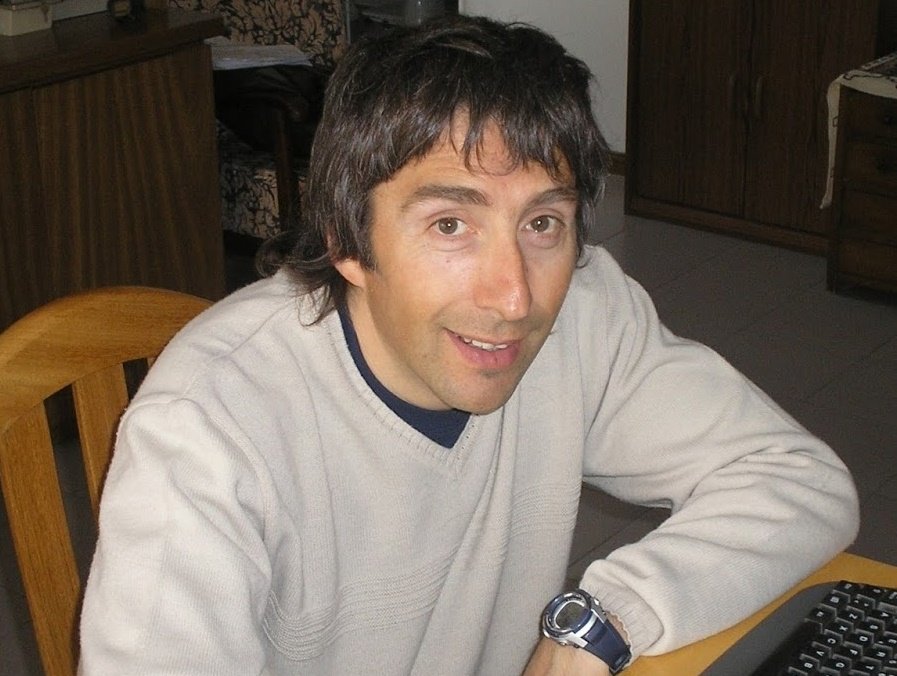 Se presentó el libro: “Hinojo entre cuentos”