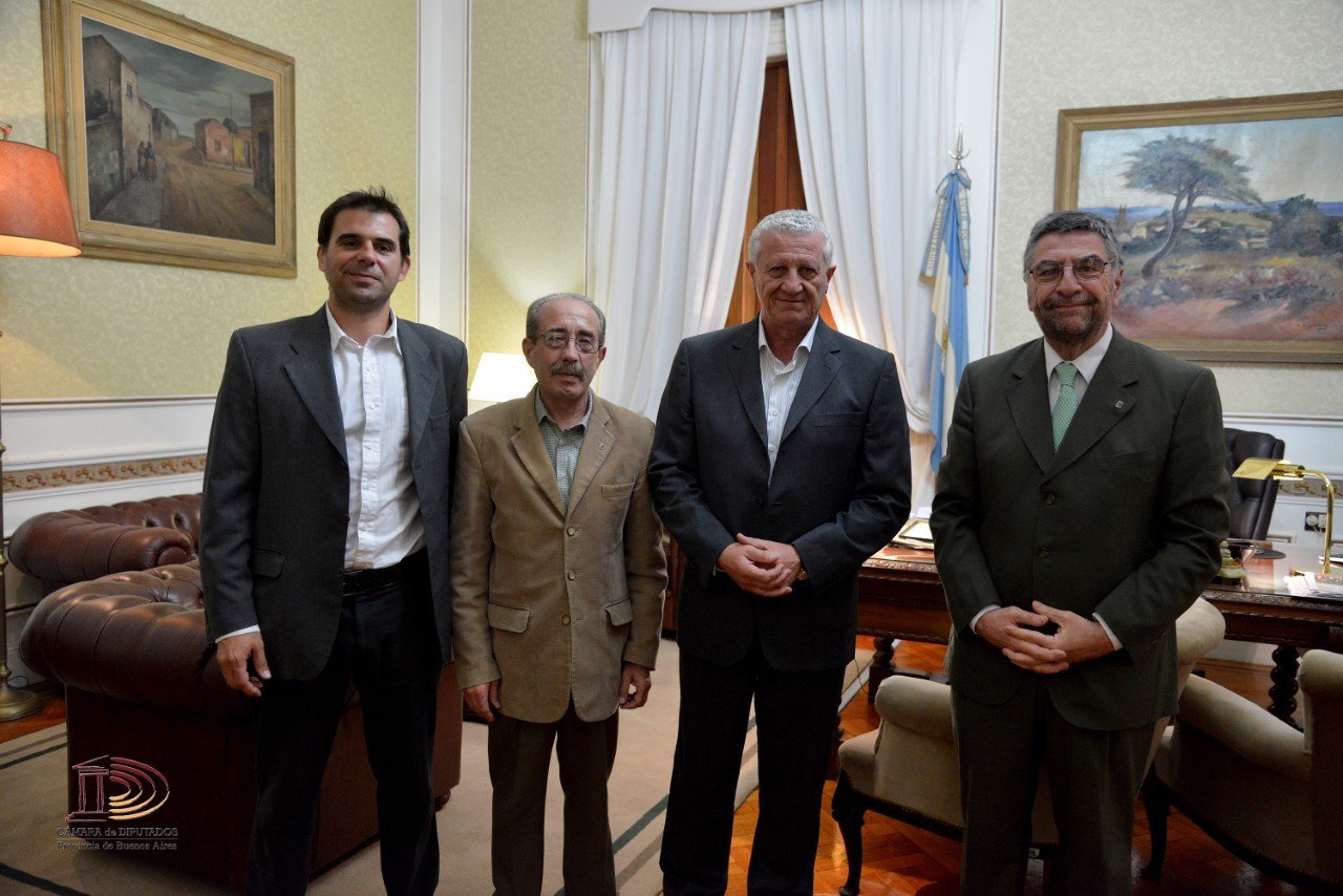 SARGHINI ENTREGÓ UN SUBSIDIO AL CÍRCULO DE PERIODISTAS DE LA PROVINCIA DE BUENOS AIRES