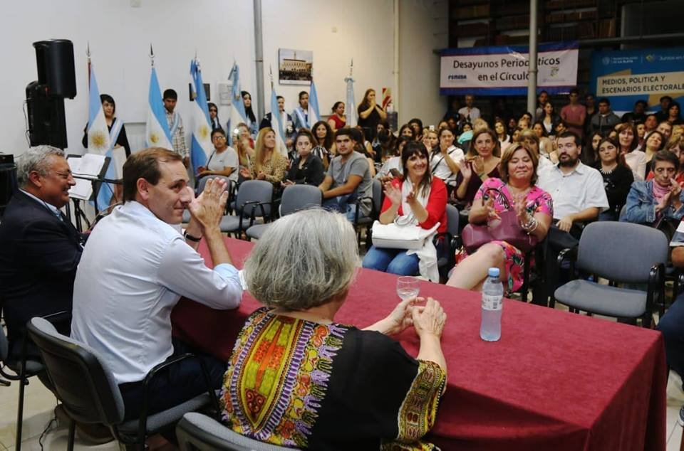 LA ESCUELA PRIMARIA DE ADULTOS DE LA UNIDAD  N° 9 GANÓ EL PREMIO CINCO SABIOS DE LA PLATA 