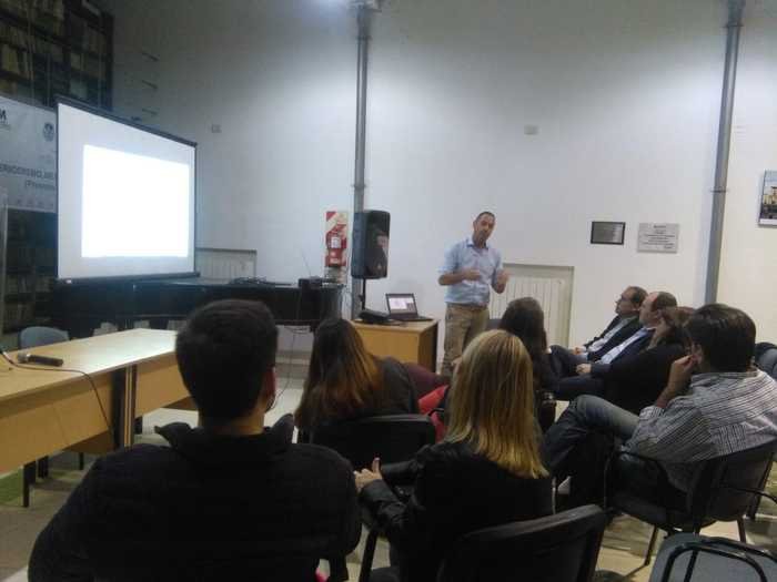 En el circulo se debatió sobre el plan de emergencias de La Plata