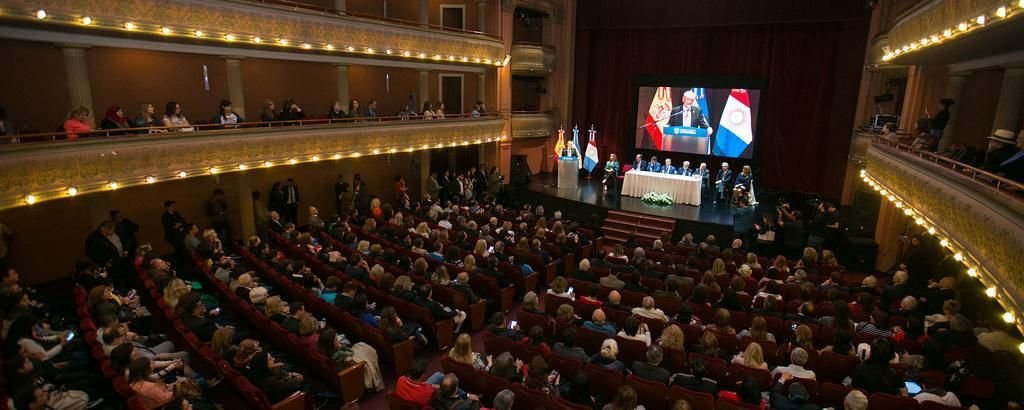 Va tomando volumen la postulación de La Plata como sede del Congreso de la Lengua española