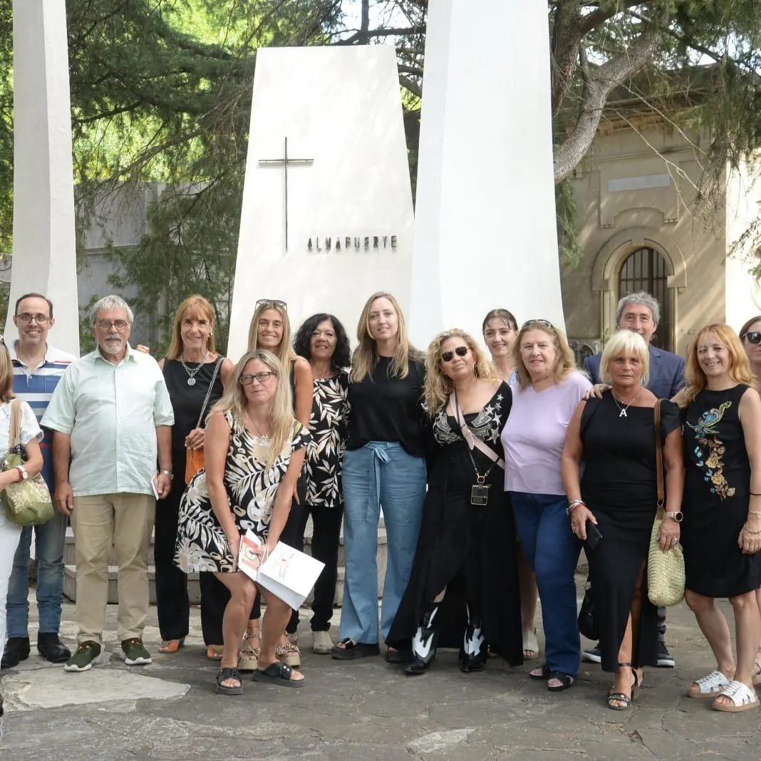 Se pudo ver en el Círculo de Periodistas de la Provincia de Buenos Aires la obra de teatro “Eurycles, el artista y su monstruo”.