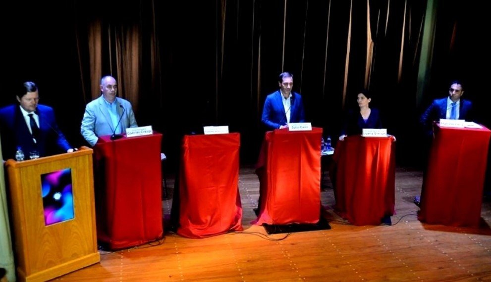 Hay debate en La Plata