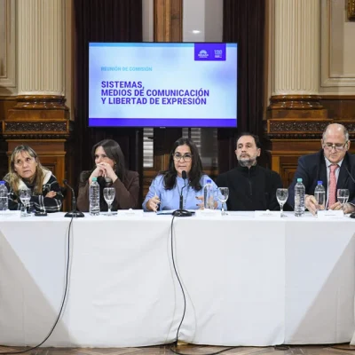 ASOMA CON FUERZA UN NUEVO PROYECTO DE ESTATUTO DEL PERIODISTA